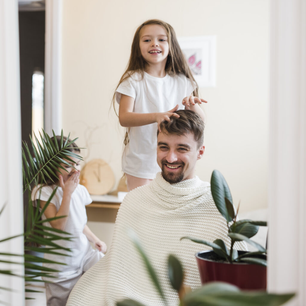 dad-celebrates-fathers-day-with-daughters